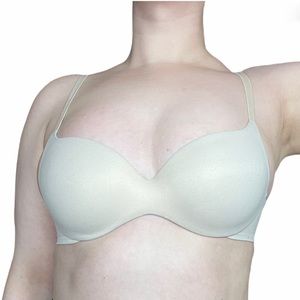 Victoria’s Secret Incredible Nude Demi Bra 32C